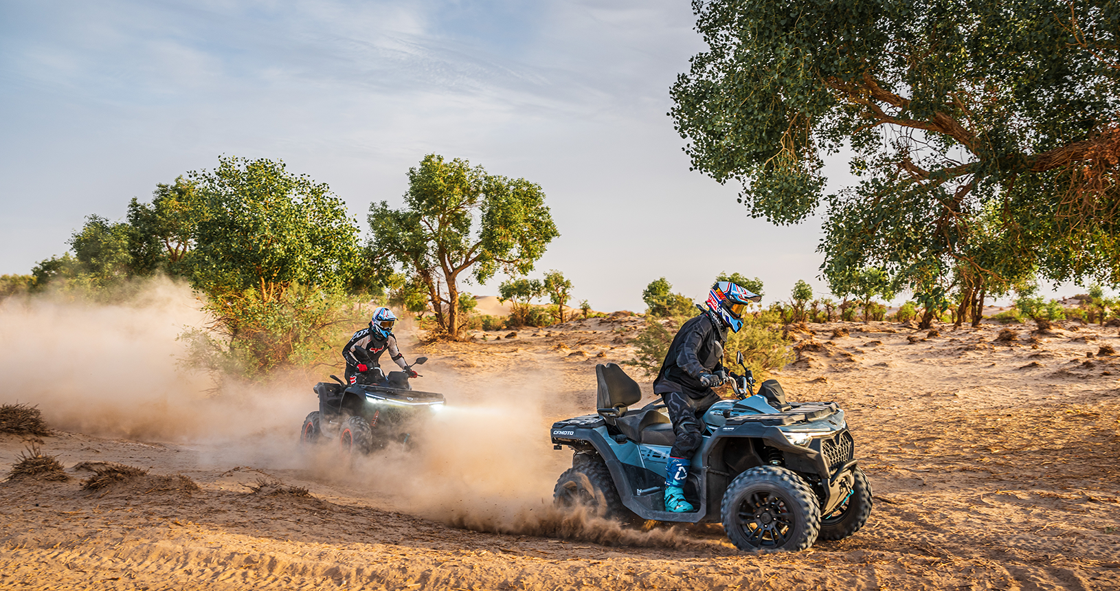 CFMOTO CFORCE 1000 TOURING in action1