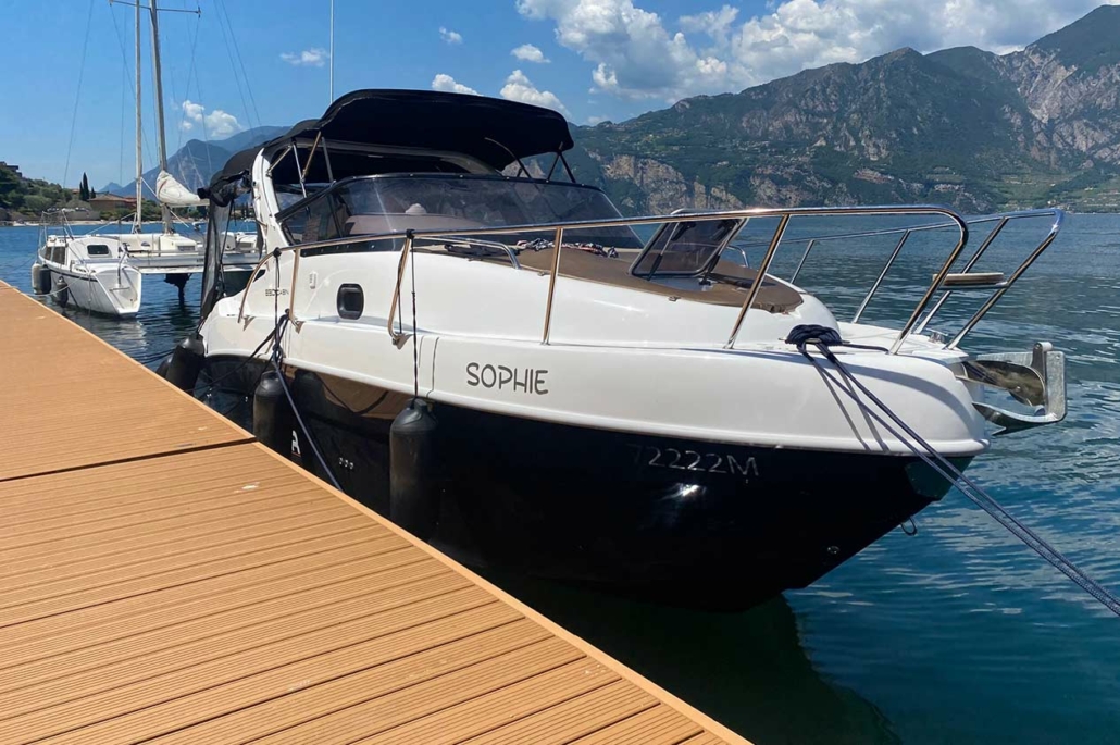 yacht charter slider 2